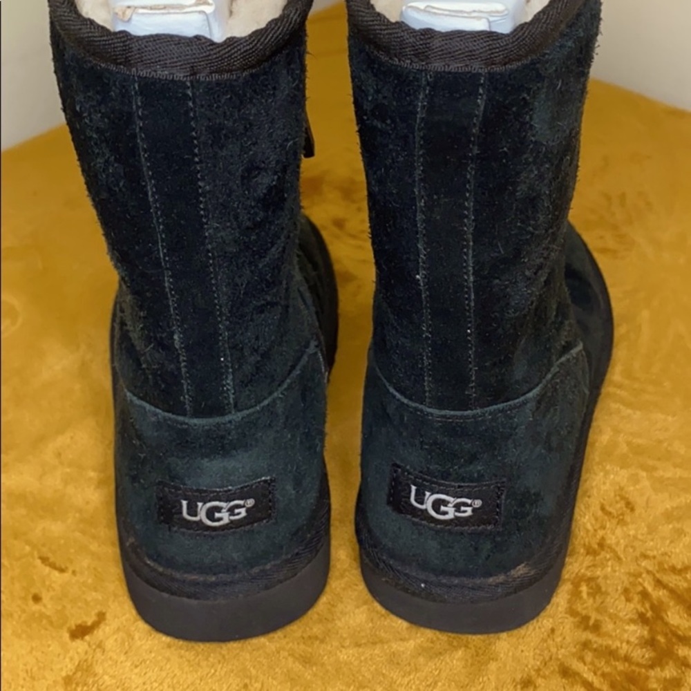 Girls Black Ugg Boots
